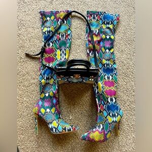 Thigh high boots with matching purse size 10